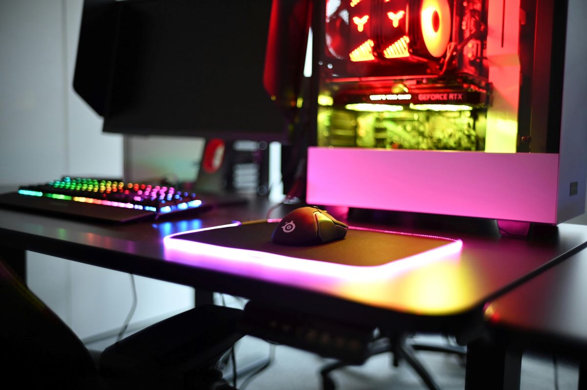 RGB lighting mouse pad.jpg